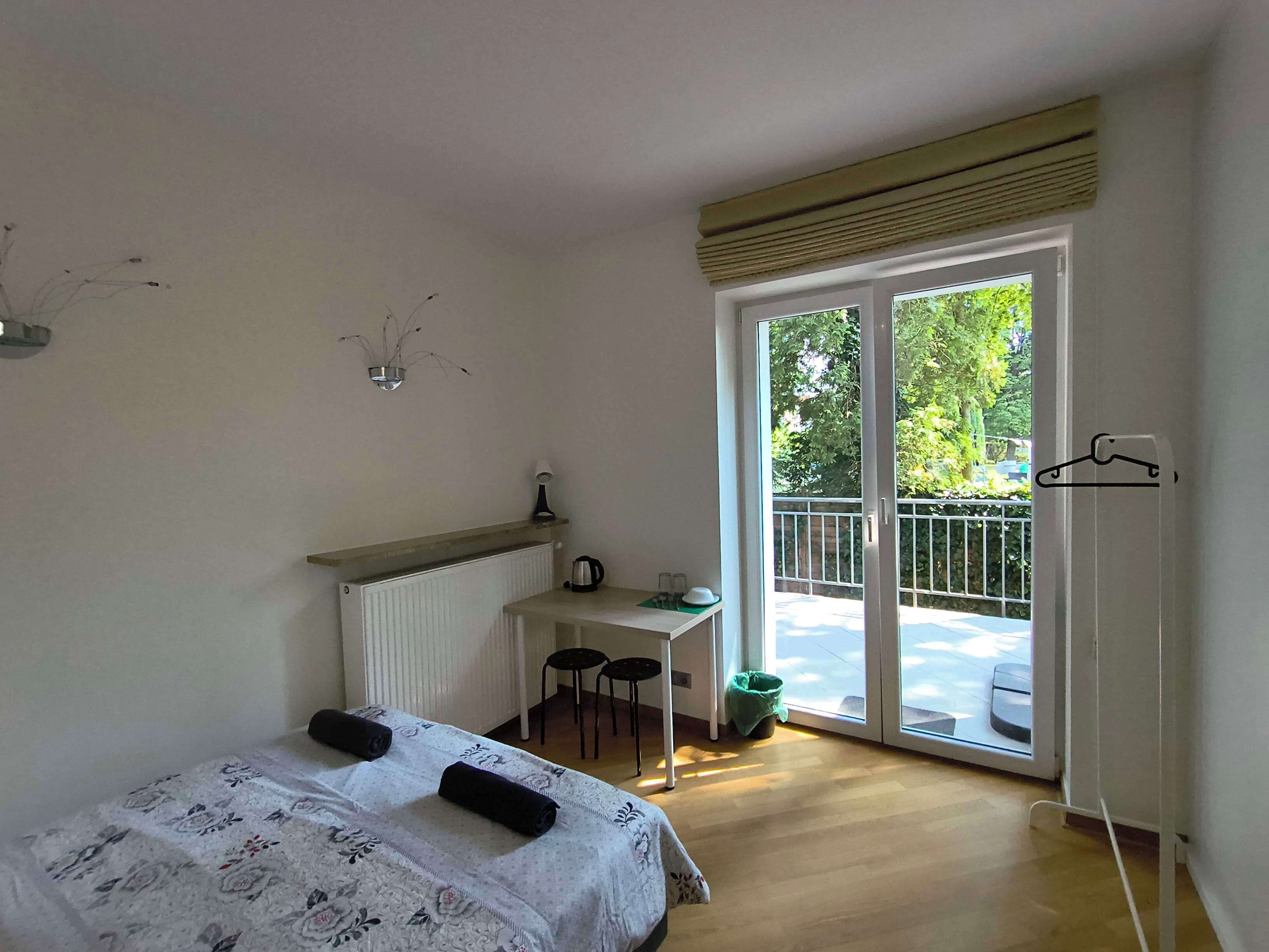 Basic Double Room, 1 Double Bed