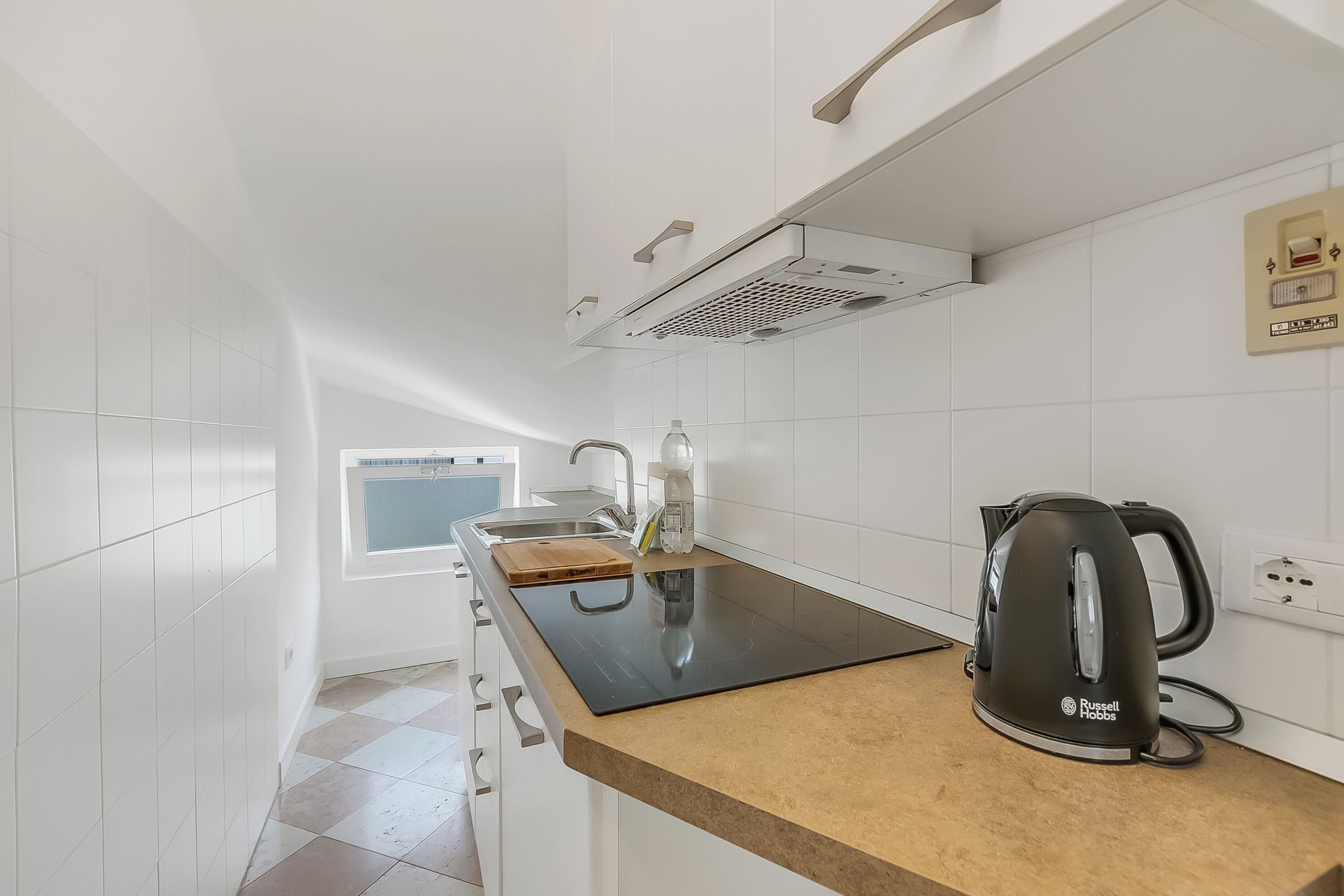 Standard apartman, 1 hálószobával, tó felőli (Blu Gem Modern) | Privát konyha