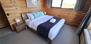 3 Schlafzimmer, Bügeleisen/Bügelbrett, Internetzugang, Bettwäsche