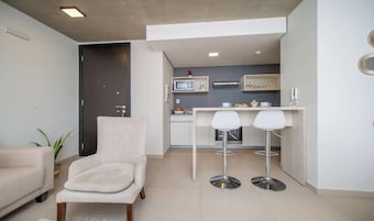 Apartment, City View | Interior