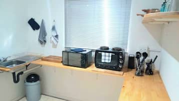 Fridge, microwave, oven, toaster
