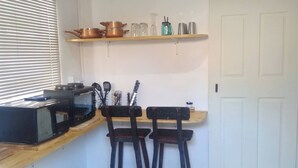 Refrigerador, microondas, horno y tostadora 