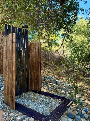 Property grounds - Persian Glamping (Santa Clarita)