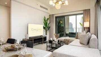 Luxury Apartment, Balcony, City View | Living area