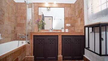 Doppelzimmer | Badezimmer