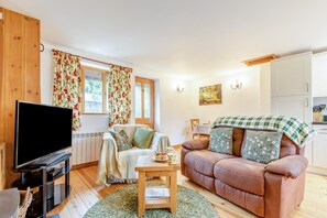 TV, fireplace - 1 Bed in Bude (oc-53031) (Kilkhampton)