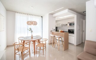 Apartment, City View | Dining