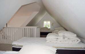 Room - 1 bedroom beautiful home in Tving (Tving)