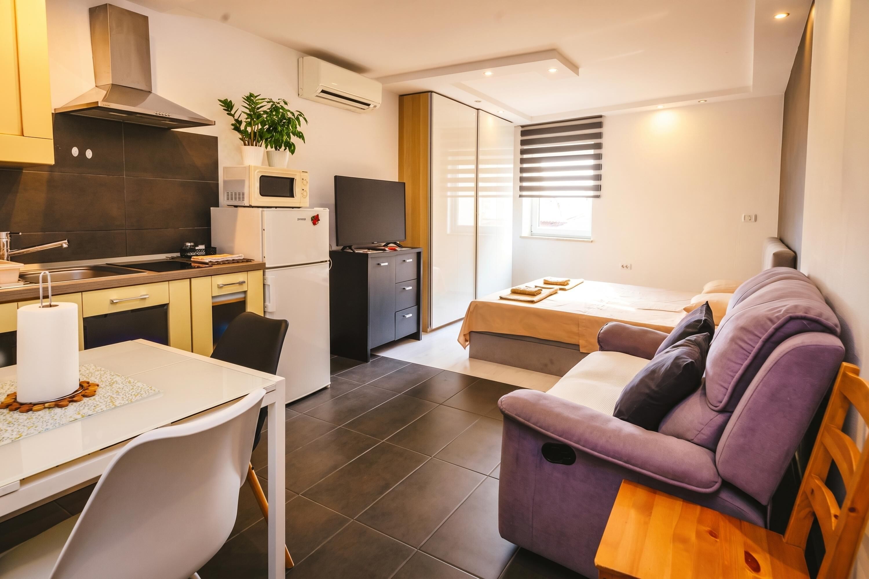 Honeymoon-Studio, Mikrowelle (Ota Studio In The Heart Of The Old) | Innenbereich
