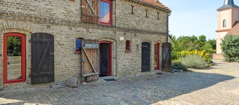 Holiday Home “Rotes Haus Phöben” with Private Terrace, Garden, and Wi-Fi