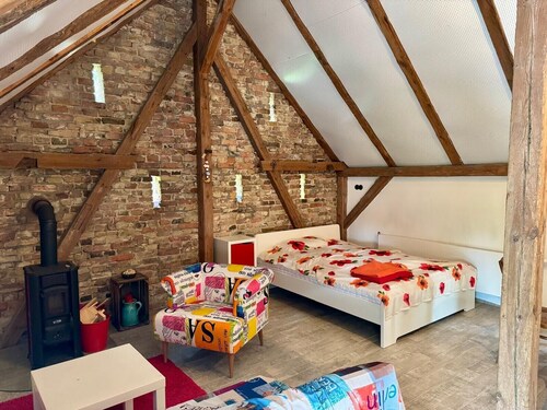 Ferienhaus „Rotes Haus Phöben“ mit privater Terrasse, Garten und WLAN