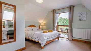 3 chambres, lit parapluie, Wi-Fi gratuit, draps fournis