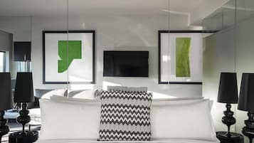 Studio, 1 Double Bed, Kitchenette | Interior