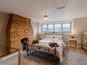 Room - 3 Bed in Matlock (oc-78591) (Cromford)