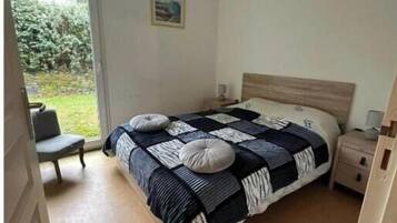 1 Schlafzimmer, kostenloses WLAN, Bettwäsche