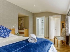 4 Schlafzimmer, Reisekinderbett, kostenloses WLAN, Bettwäsche