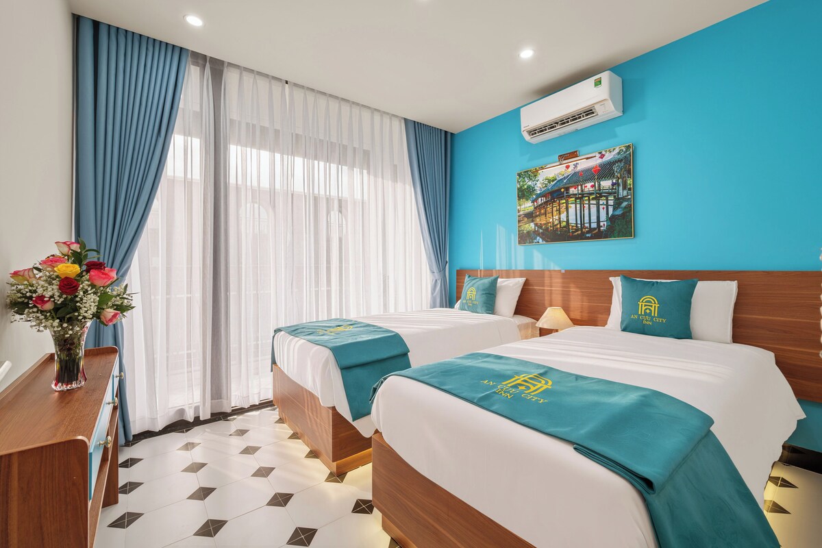 Soundproofing, WiFi (free)