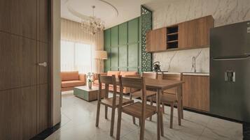 Family Studio Suite, City View | Interior