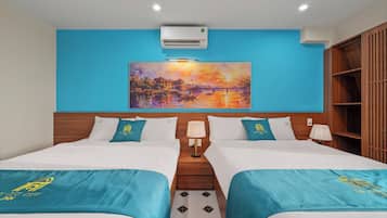 Family Studio Suite, City View | Soundproofing, WiFi (free)