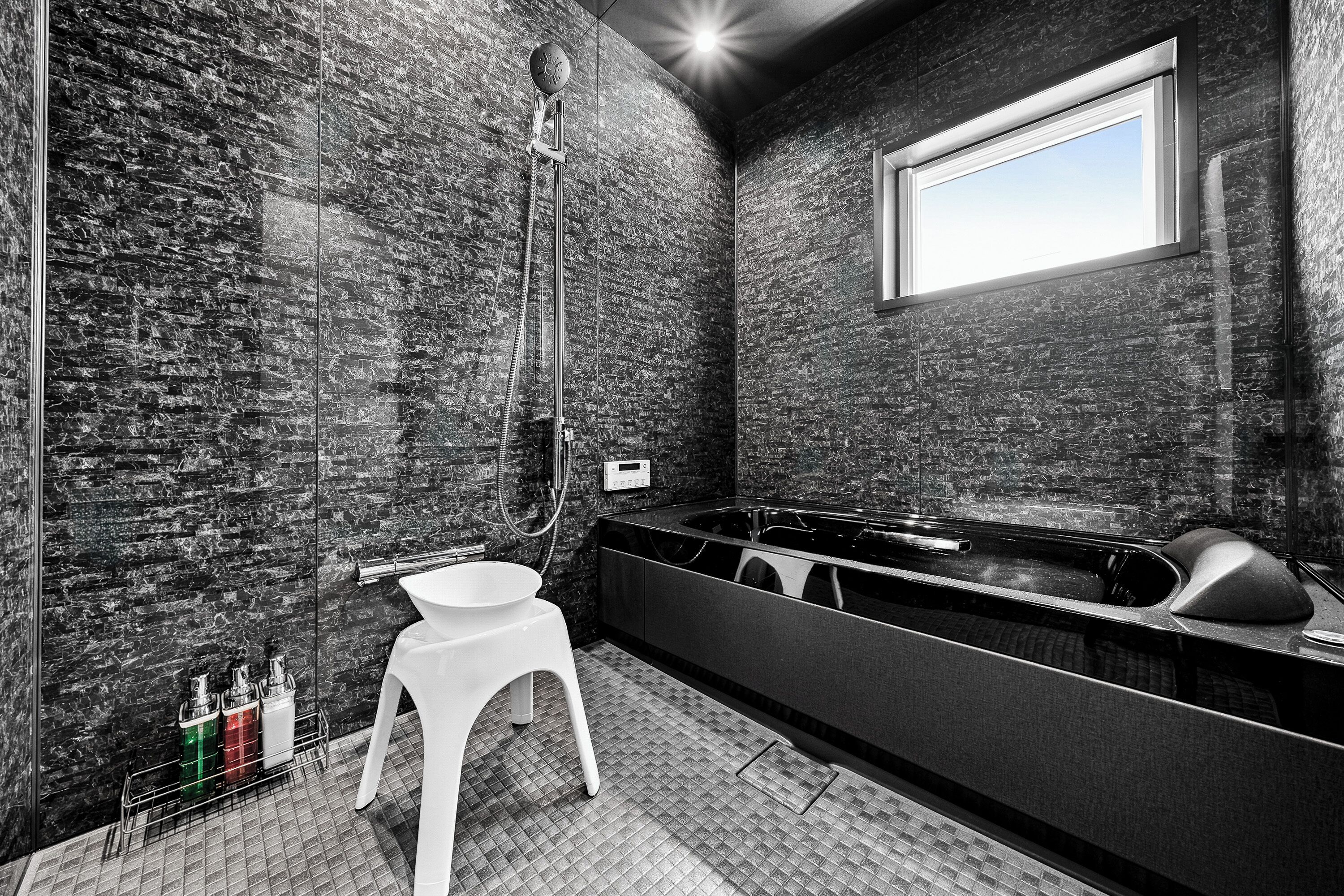 Apartment, Sea View | Bathroom | Free toiletries, hair dryer, slippers, bidet