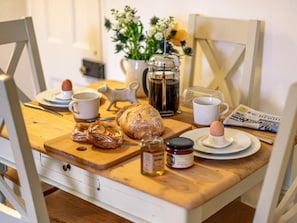 Dining - 1 Bed in Abergavenny (oc-85601) (Grosmont)
