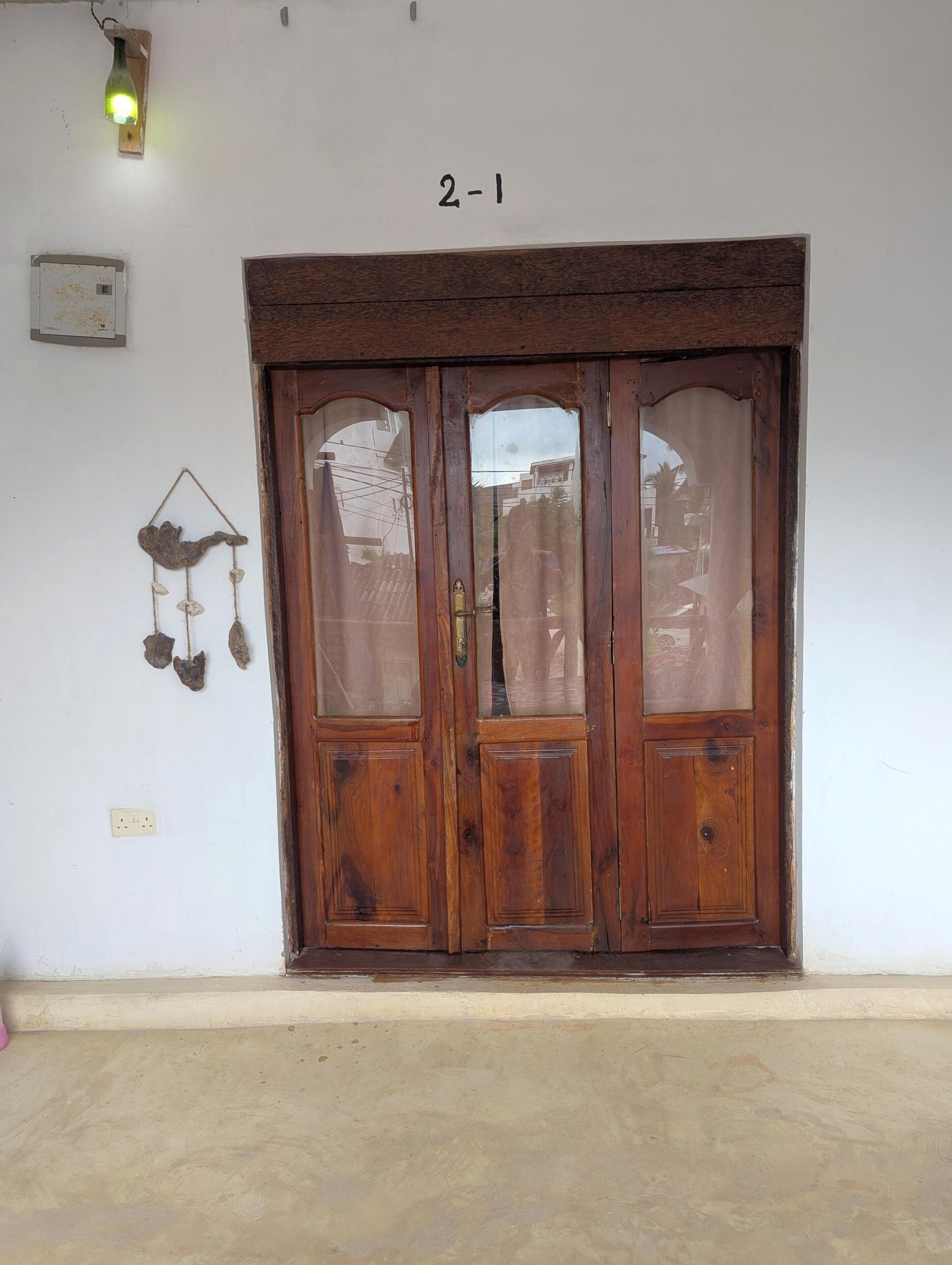 Classic Triple Room, Pool View | Individually decorated