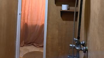 Classic Double Room, Pool View | Bathroom