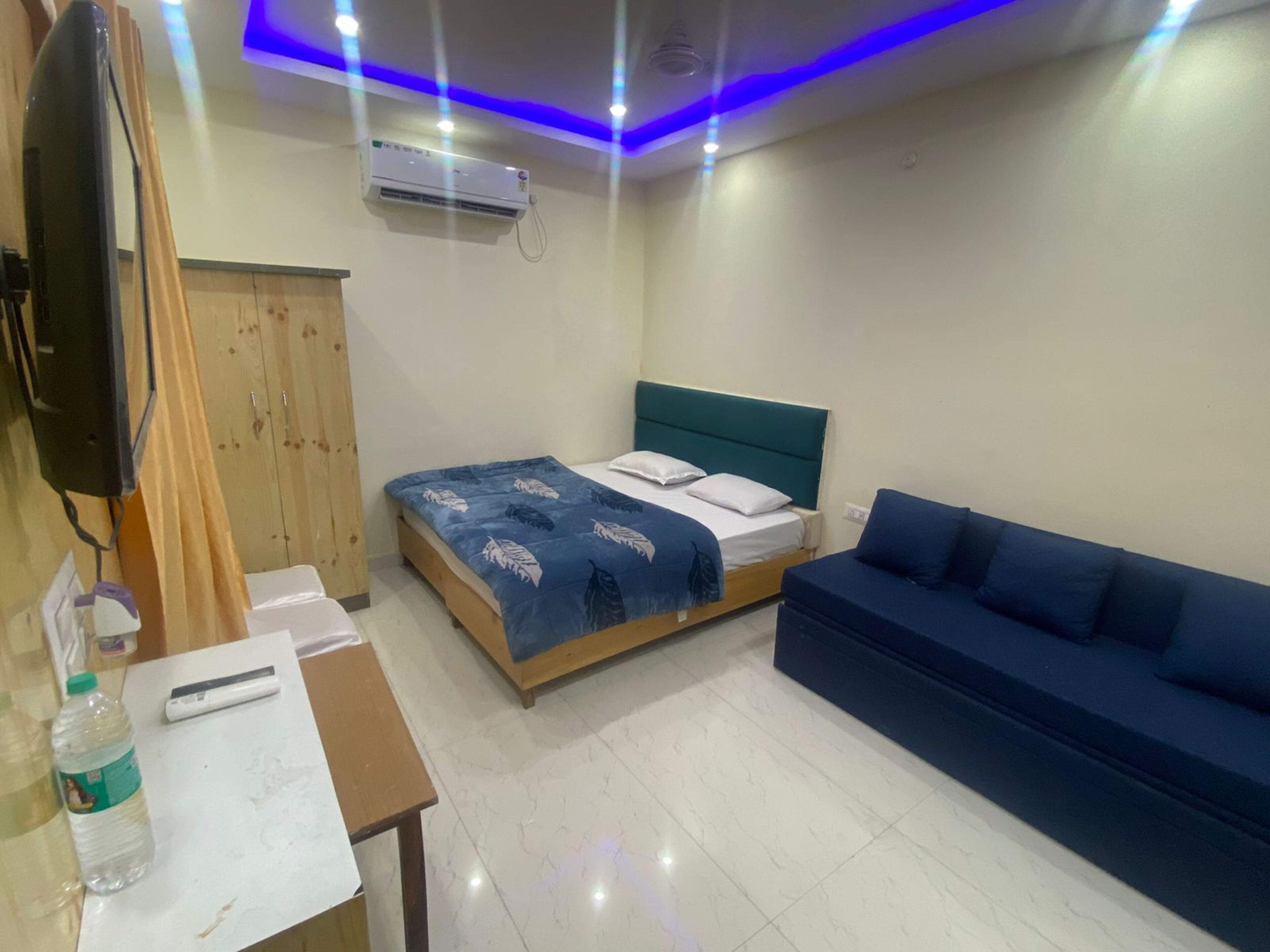 Espacio para trabajar con laptop, camas extra y wifi gratis 