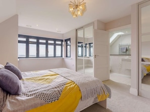 Room - 3 Bed in Hythe (oc-87167) (Hythe)