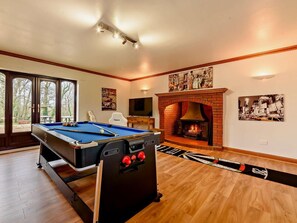 Spielezimmer
