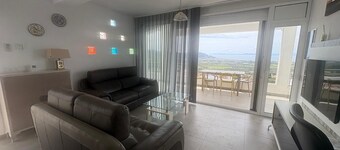 Rosas House with Ocean View and Private Pool