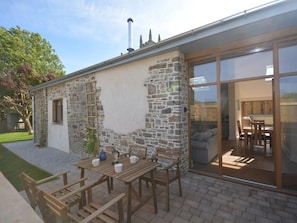 Outdoor dining - 2 Bed in Bideford (oc-32240) (Fairy Cross)