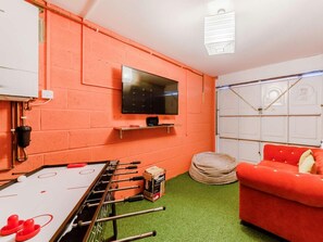 Games room - 3 Bed in Alnwick (oc-36401) (Alnwick)