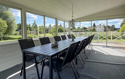 Beautiful home in Munkfors with WiFi