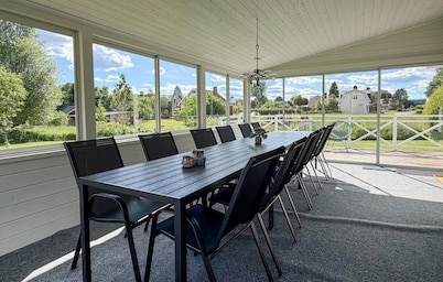 Beautiful home in Munkfors with WiFi