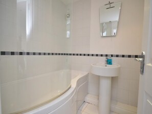 Bathroom - 3 Bed in Plymouth (oc-39989) (Plymouth)