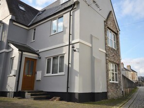 Exterior - 3 Bed in Plymouth (oc-39989) (Plymouth)