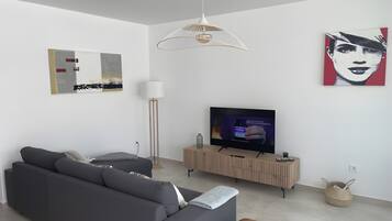 TV