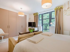 Reisekinderbett, kostenloses WLAN, Bettwäsche