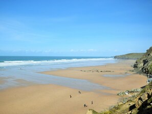 Beach - 3 Bed in Newquay (oc-42670) (Newquay)