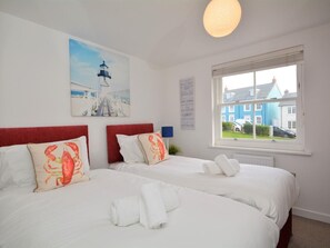 Room - 3 Bed in Newquay (oc-42670) (Newquay)