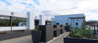 Cozy 1-bedroom apartment in superb Pretoria with gym, pool