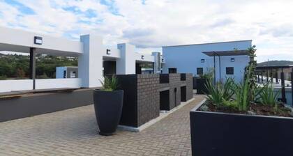 Cozy 1-bedroom apartment in superb Pretoria with gym, pool