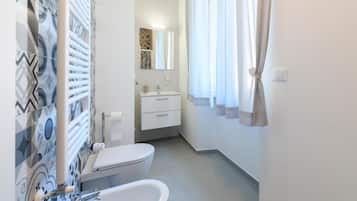 Chambre Triple Deluxe | Salle de bain