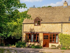 Exterior - 2 Bed in Cirencester (oc-48925) (Daglingworth)