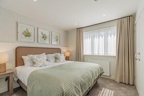 Free WiFi, bed sheets - 1 Bed in Saundersfoot (oc-50574) (Saundersfoot)