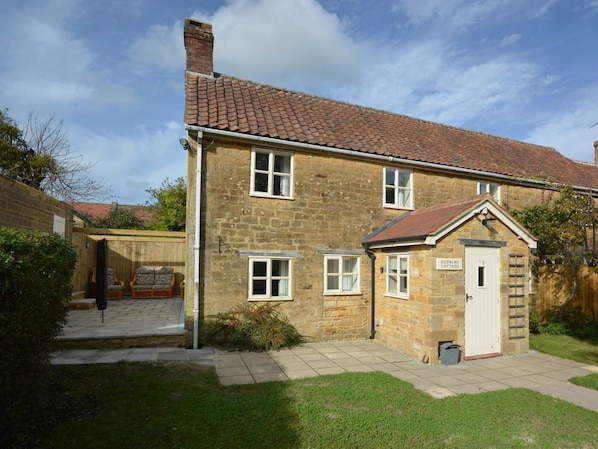 Exterior - 3 Bed in Martock (oc-51722) (Martock)