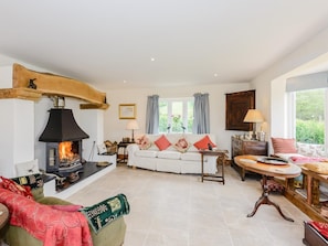 TV, fireplace - 4 Bed in Llandinam (oc-51651) (Llandinam)