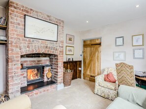 Living area - 4 Bed in Llandinam (oc-51651) (Llandinam)