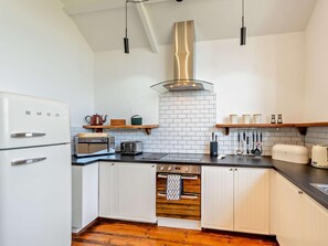 Private kitchen - 3 Bed in Barnstaple (oc-53109) (Braunton)